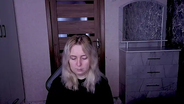 Kristy-Max online show from 04-29-26, 08:48