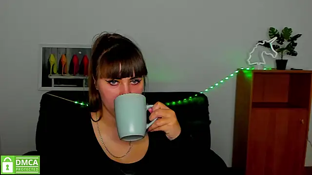 Amali Ivanna smit online show from 03-06-25, 03:35