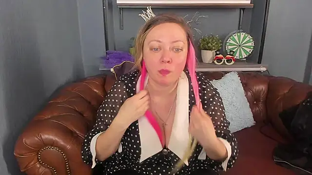 JesiaFoxi online show from 01-09-25, 11:14