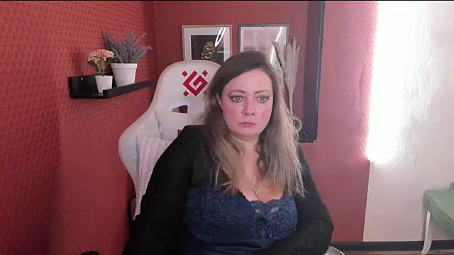 JesiaFoxi online show from 01-14-25, 02:43