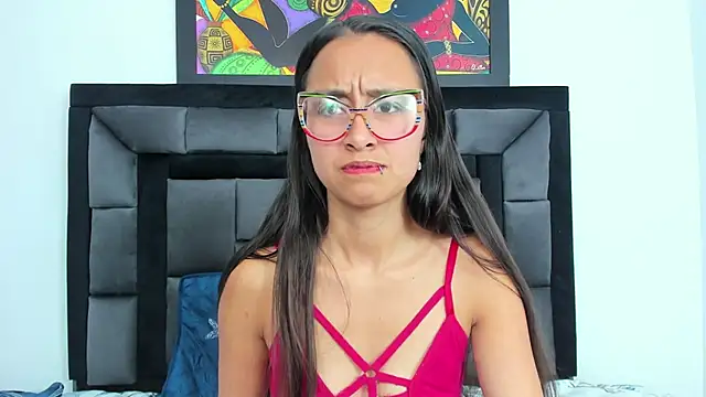 Snapshot of tatiana_valencia chatting on 01-08-25, 06:20 tatiana valencia online show from 01-08-25, 06:20