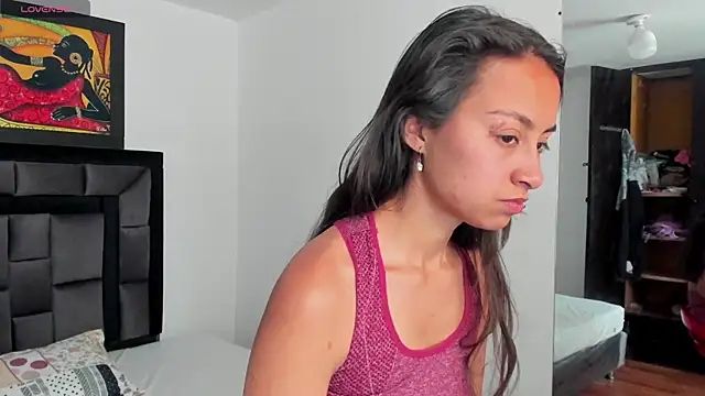 Snapshot of tatiana_valencia chatting on 02-03-25, 04:10 tatiana valencia online show from 02-03-25, 04:10