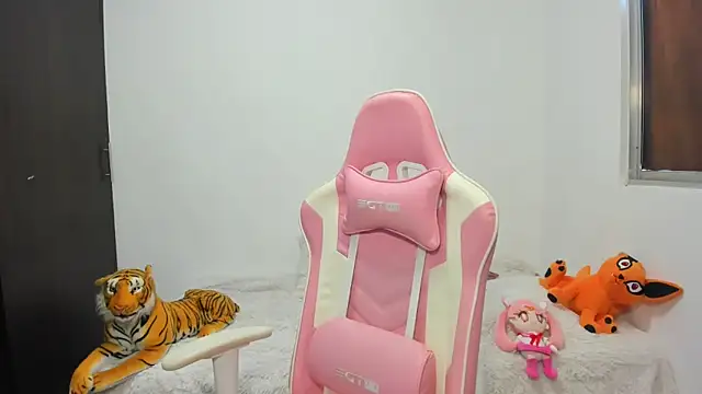 saori 9b online show from 02-07-25, 04:14