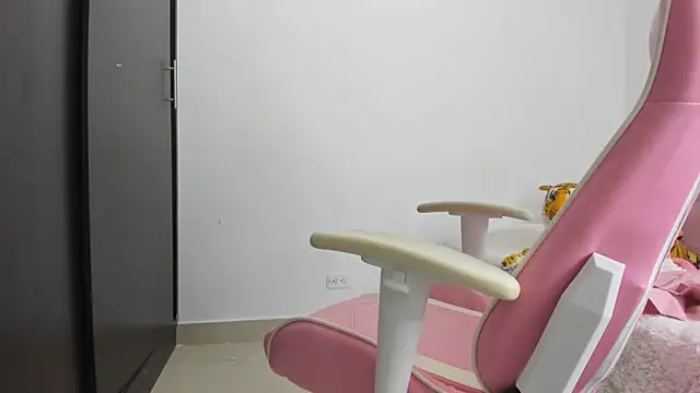 saori 9b online show from 03-21-25, 07:46