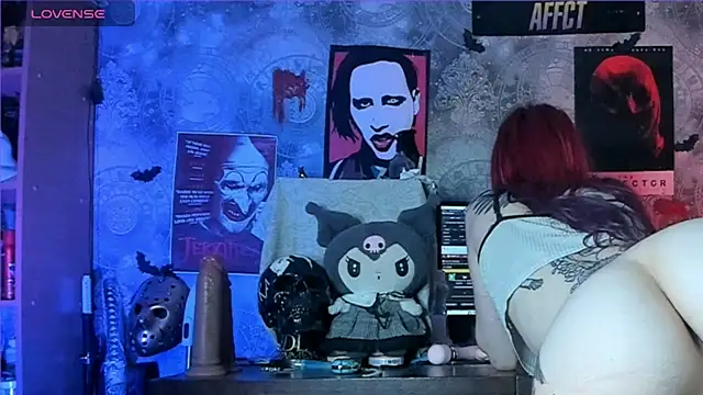 Snapshot of KuromiRacer_ chatting on 09-08-25, 06:40 KuromiRacer online show from 09-08-25, 06:40
