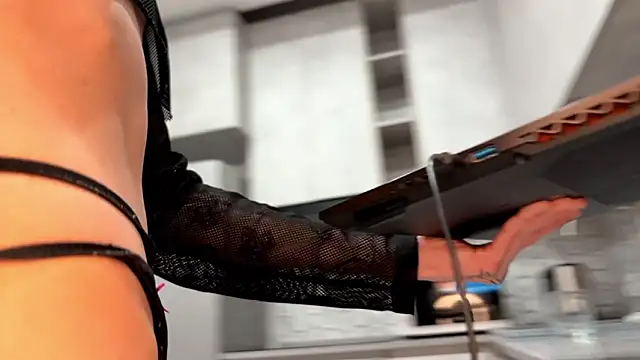 CHERLYBAY online show from 02-12-26, 04:46