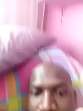 Snapshot of BigDTee98 chatting on 02-04-25, 07:18 BigDTee98 online show from 02-04-25, 07:18