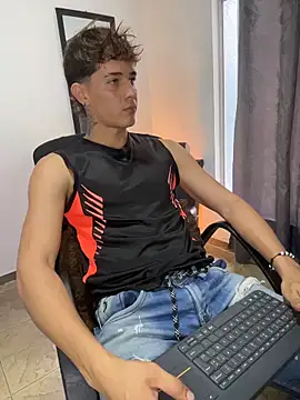 cristofer 988 online show from 03-18-26, 08:34