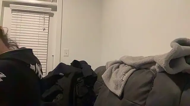 RavenRayyy online show from 10-30-25, 06:26