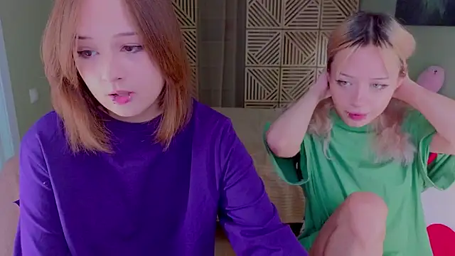 Mary uw online show from 06-20-26, 04:26