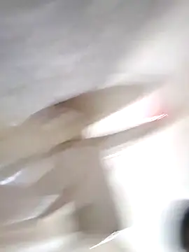 Snapshot of DRHO0017 chatting on 10-05-25, 01:09 DRHO0017 online show from 10-05-25, 01:09