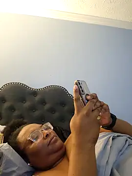 Snapshot of caramelchocolate88 chatting on 04-06-26, 10:49 caramelchocolate88 online show from 04-06-26, 10:49