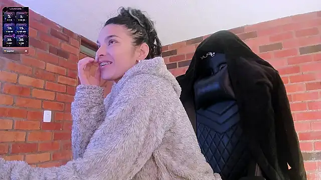 paulinabarnett- online show from 01-07-25, 01:59