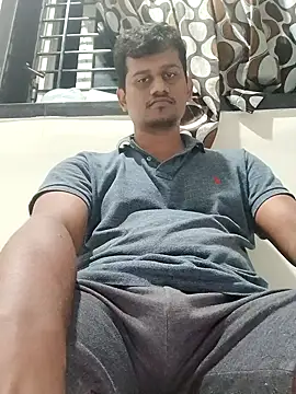 Snapshot of Long_Laster chatting on 09-28-25, 09:09 Long Laster online show from 09-28-25, 09:09