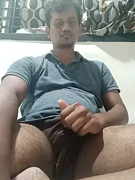 Snapshot of Long_Laster chatting on 09-29-25, 08:46 Long Laster online show from 09-29-25, 08:46