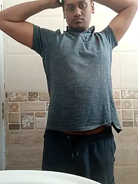 Snapshot of Long_Laster chatting on 11-26-25, 05:08 Long Laster online show from 11-26-25, 05:08