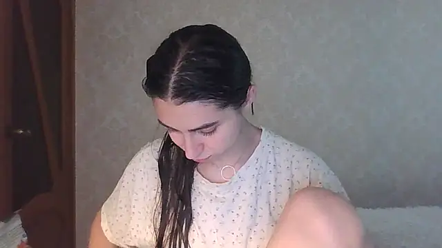 Snapshot of Kashtanka_ chatting on 06-15-26, 10:50 Kashtanka online show from 06-15-26, 10:50
