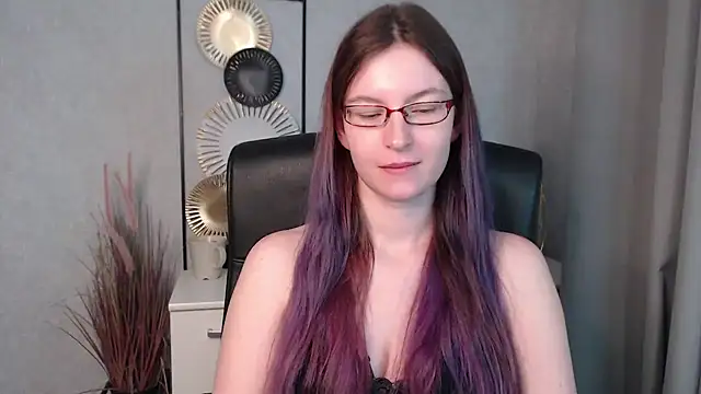 emmaxDelight online show from 12-04-24, 10:13