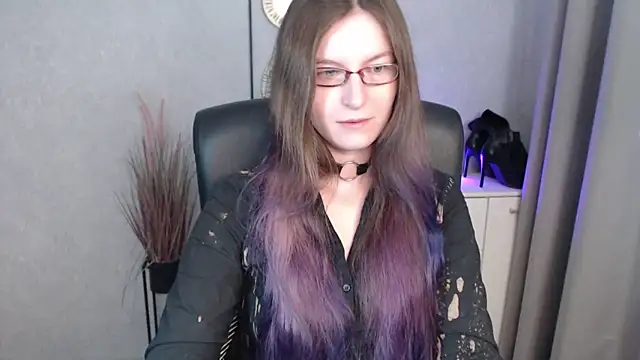 emmaxDelight online show from 10-07-25, 05:37