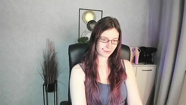 emmaxDelight online show from 05-06-26, 05:25