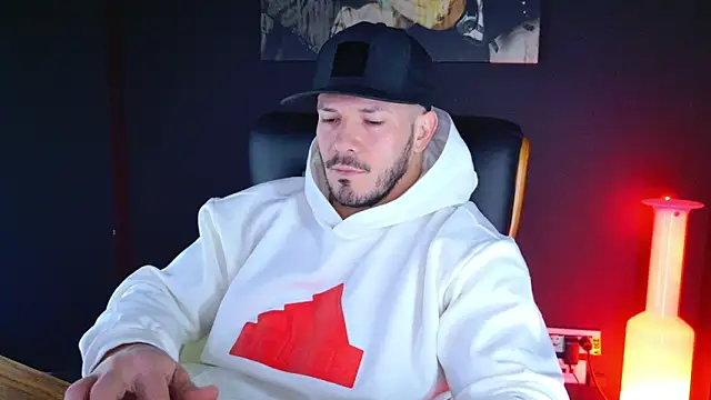 AngeloEric online show from 12-06-24, 06:15