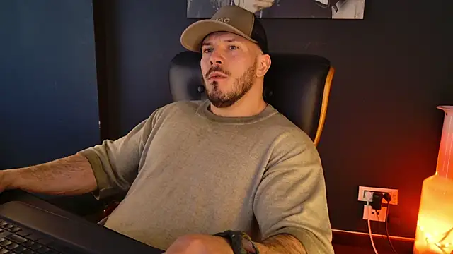 Snapshot of AngeloEric chatting on 02-27-26, 12:38 AngeloEric online show from 02-27-26, 12:38