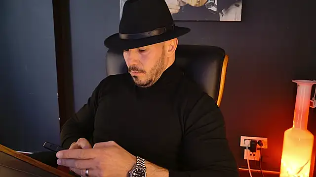 Snapshot of AngeloEric chatting on 03-19-26, 11:14 AngeloEric online show from 03-19-26, 11:14