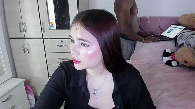 Snapshot of hotbbc_wife chatting on 02-24-25, 10:36 hotbbc wife online show from 02-24-25, 10:36