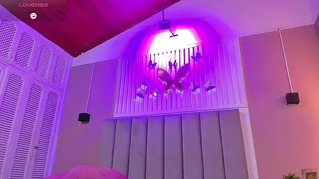 dyvis 22 online show from 10-10-25, 11:42