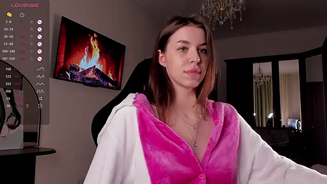 julianymphh online show from 03-01-25, 04:00