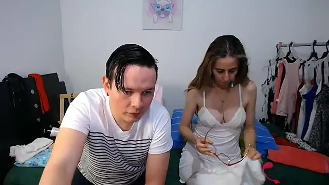 jade and jack online show from 03-23-25, 05:32
