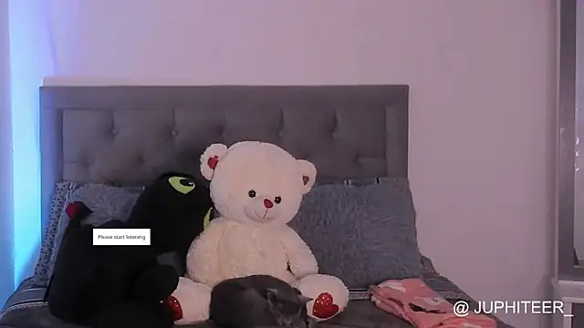 Snapshot of juphiteer chatting on 10-09-25, 02:26 juphiteer online show from 10-09-25, 02:26