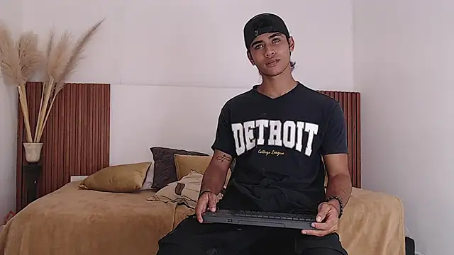 zander 2120 online show from 12-13-24, 06:38