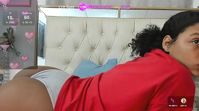 Snapshot of camila_sex_latina chatting on 12-13-24, 02:54 camila sex latina online show from 12-13-24, 02:54