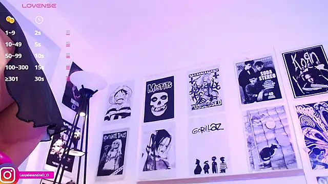 Snapshot of Lexyjoycce chatting on 02-20-25, 12:08 Lexyjoycce online show from 02-20-25, 12:08