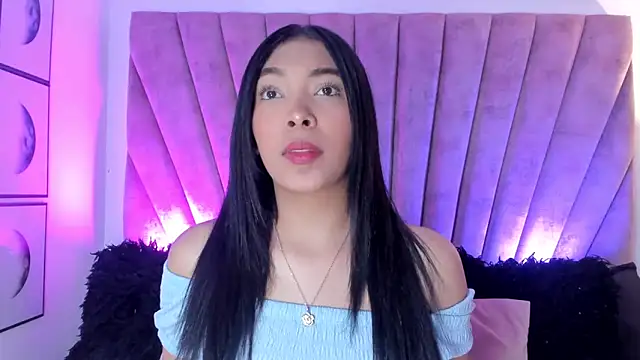 KarolRojas  online show from 10-09-25, 03:26