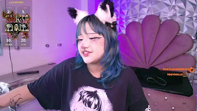 toky doll online show from 10-29-25, 08:10