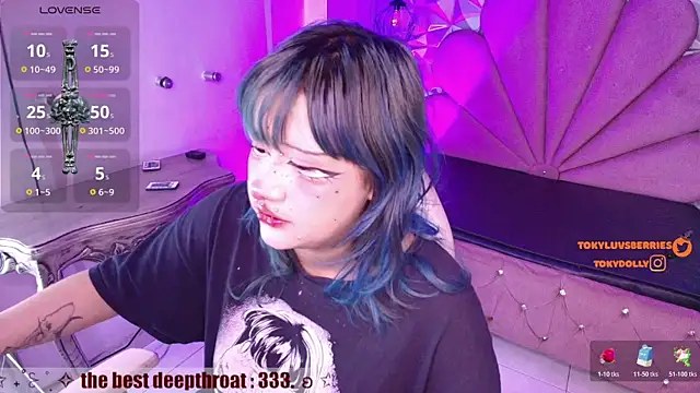 toky doll online show from 11-08-25, 07:56