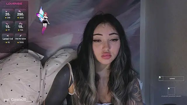 Snapshot of Coralie20_ chatting on 11-22-25, 11:31 Coralie20 online show from 11-22-25, 11:31