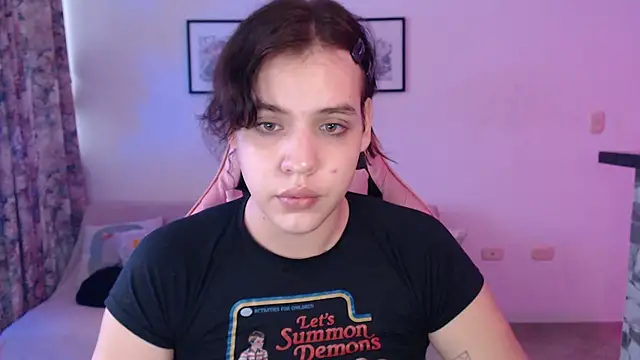 yukiio nee online show from 03-18-25, 05:31
