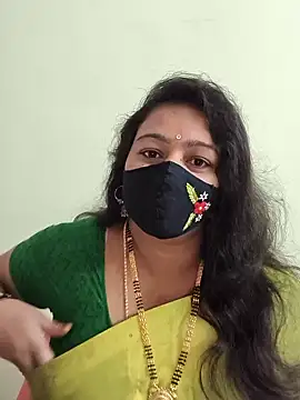 neelu-hoty online show from 10-07-25, 12:46