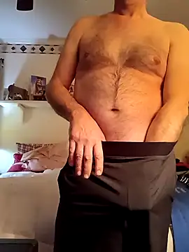 Hand69someguy online show from 01-19-25, 03:39
