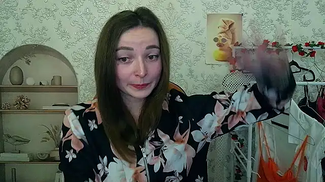  Barbie Kiss  online show from 11-21-25, 08:29