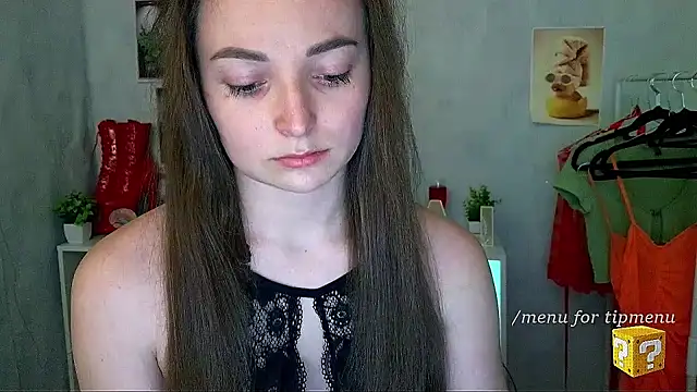 Snapshot of _Barbie_Kiss_ chatting on 04-20-26, 01:36 Barbie Kiss online show from 04-20-26, 01:36