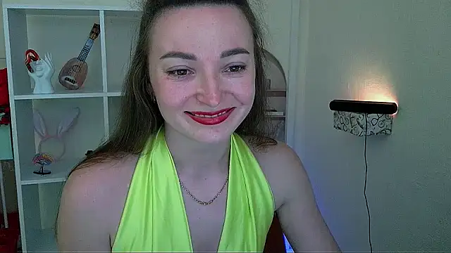 Snapshot of _Barbie_Kiss_ chatting on 05-25-26, 04:35 Barbie Kiss online show from 05-25-26, 04:35