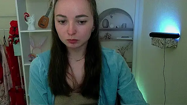 Snapshot of _Barbie_Kiss_ chatting on 05-27-26, 05:10 Barbie Kiss online show from 05-27-26, 05:10