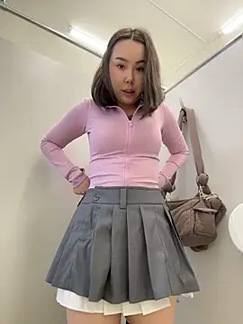Asian Asami online show from 04-16-26, 04:19