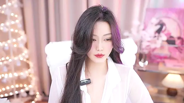 Snapshot of YINGTao-168 chatting on 02-27-25, 01:38 YINGTao-168 online show from 02-27-25, 01:38