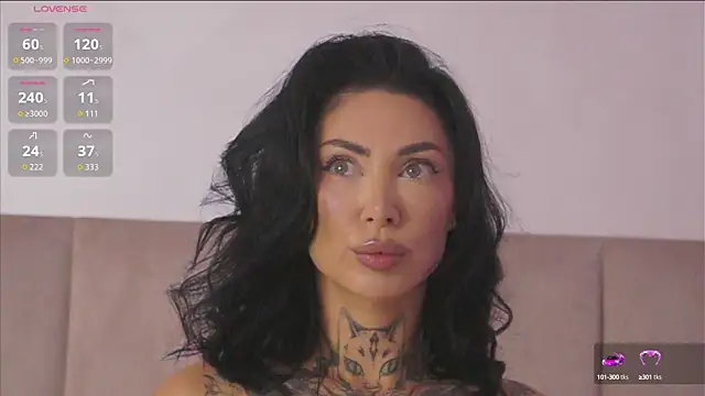 angelinaRae online show from 10-19-25, 04:18