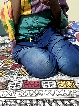 Snapshot of Chocolate_stud10 chatting on 12-04-24, 07:45 Chocolate stud10 online show from 12-04-24, 07:45